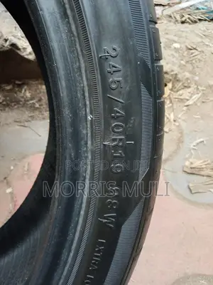 245/40r19 Leao