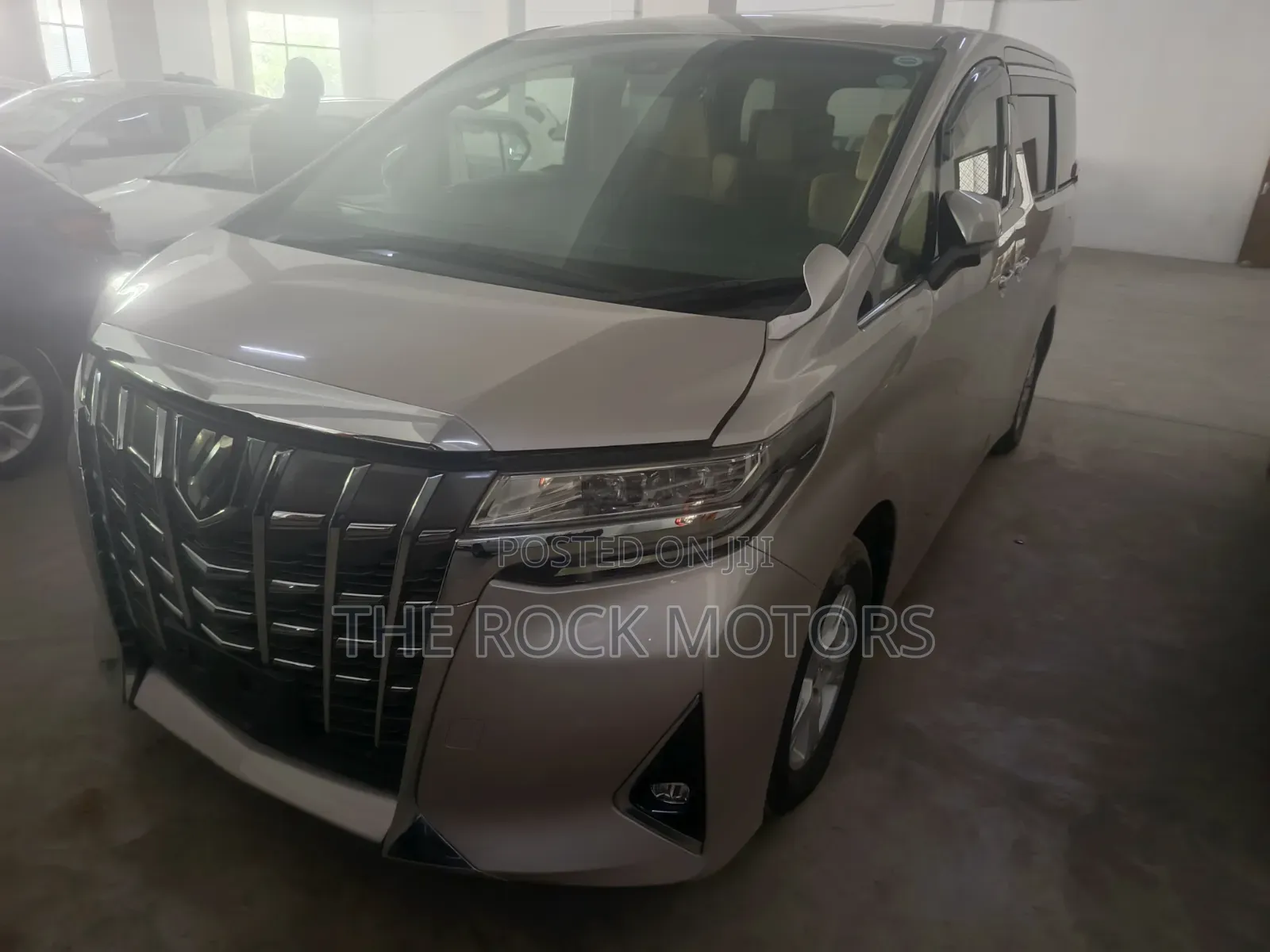 Toyota Alphard 2018 Brown