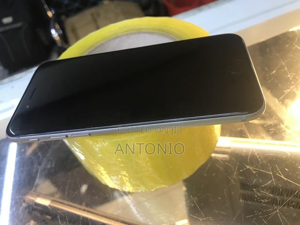 Apple iPhone 6 16 GB Gray - thumbnail 7