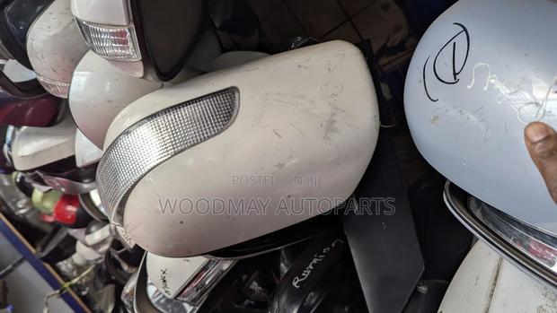 Toyota Alphard Sidemirror