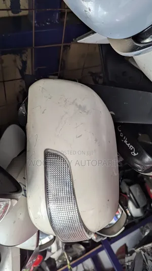 Toyota Alphard Sidemirror