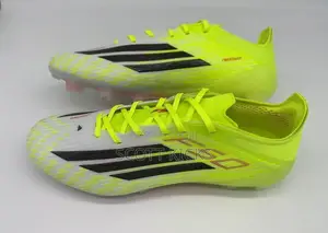 F 50 Football Boots Laceless