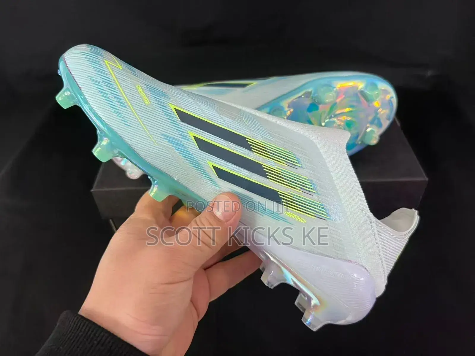 F 50 Football Boots Laceless