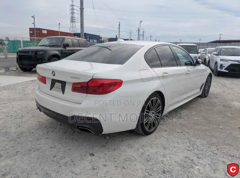 BMW 523i 2019 White