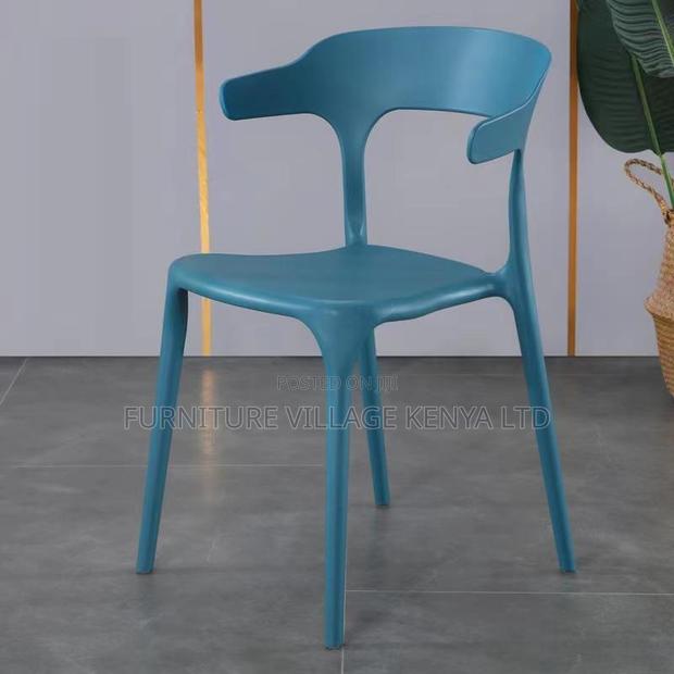 Armless Plastic Home Office Garden Chair