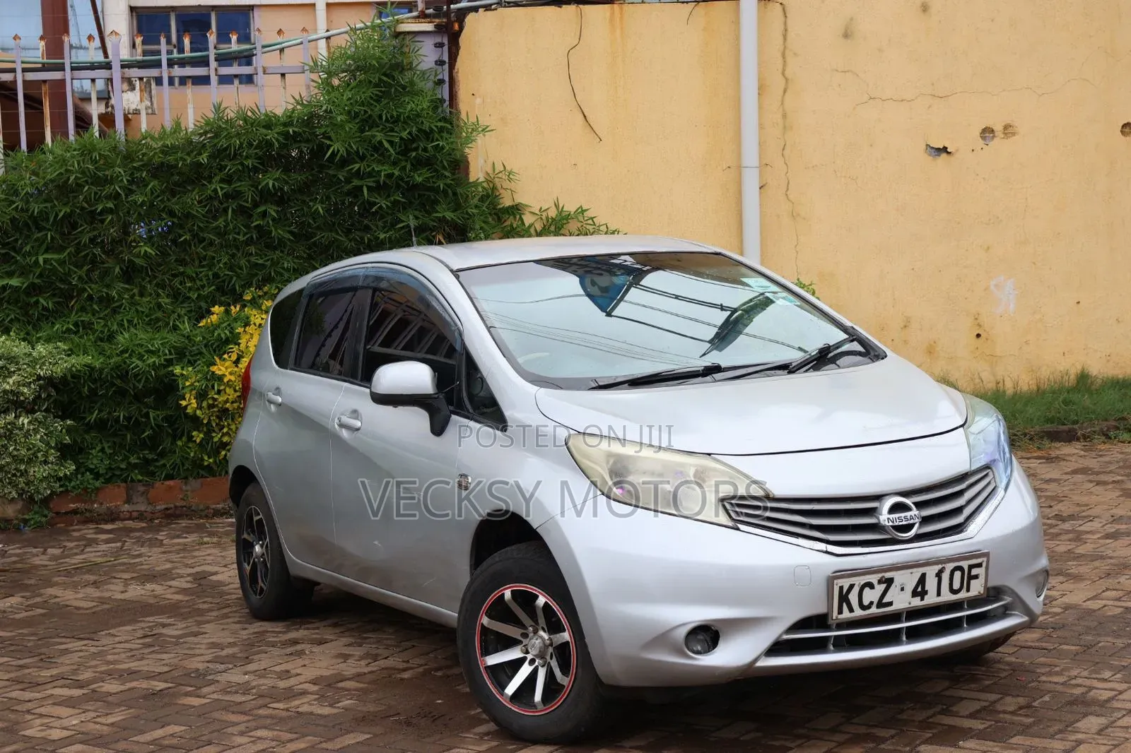 Nissan Note 2013 Silver