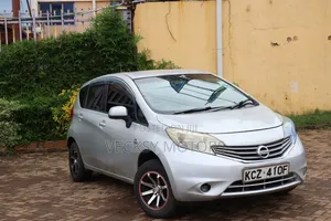 Nissan Note 2013 Silver