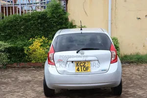Nissan Note 2013 Silver