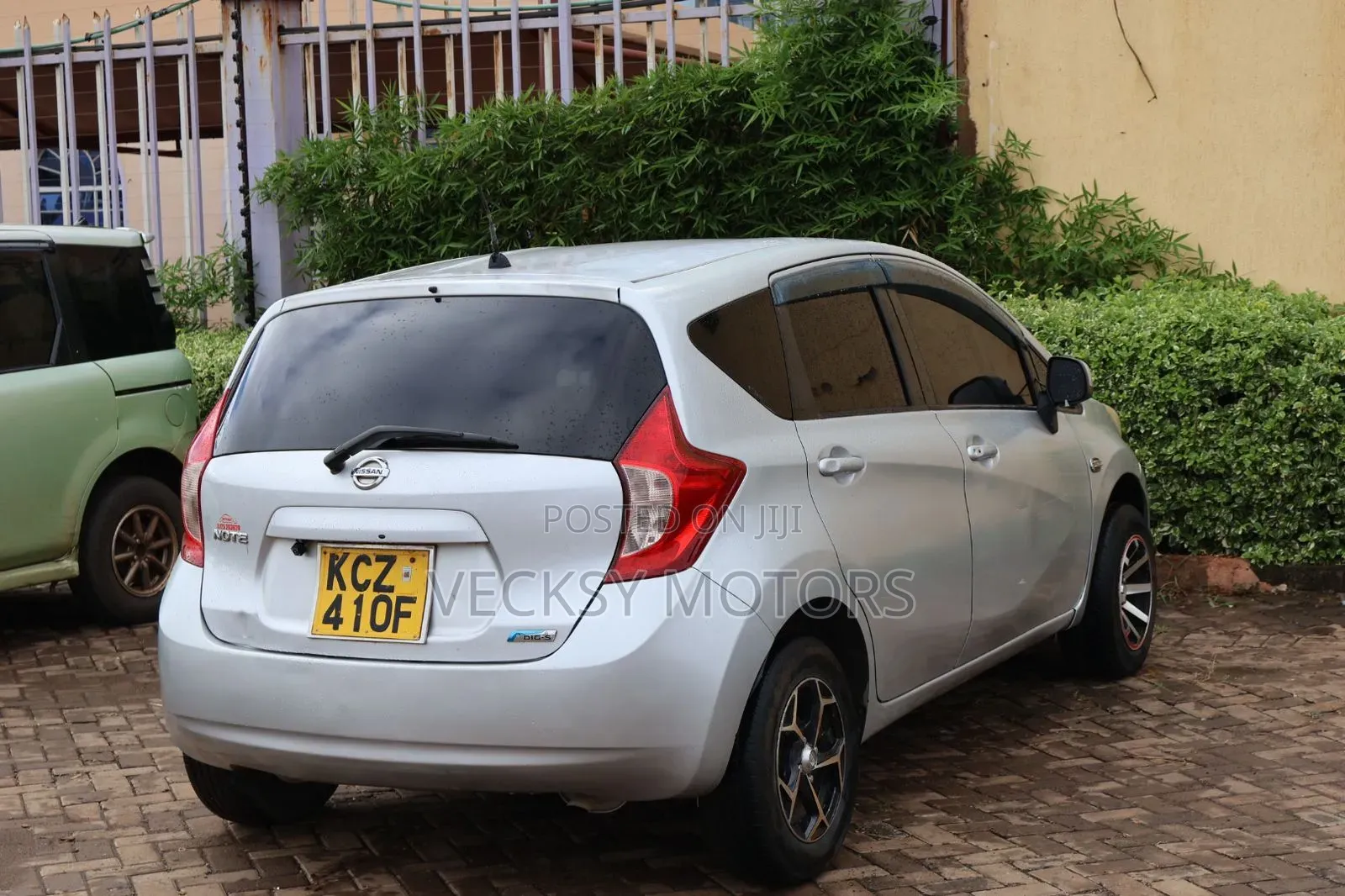Nissan Note 2013 Silver