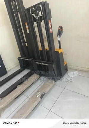 2t Aico Japan Electric Pallet Stacker 2.5m