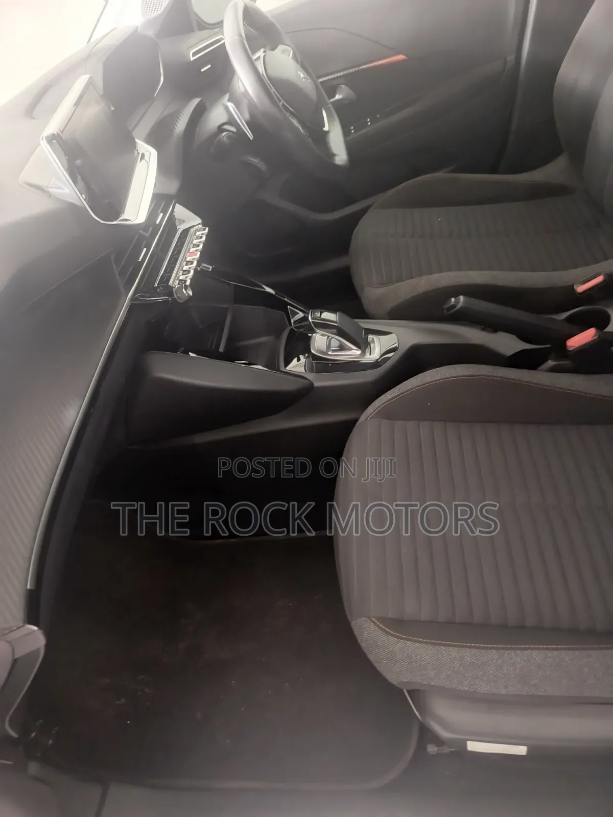 Peugeot 208 2020 White