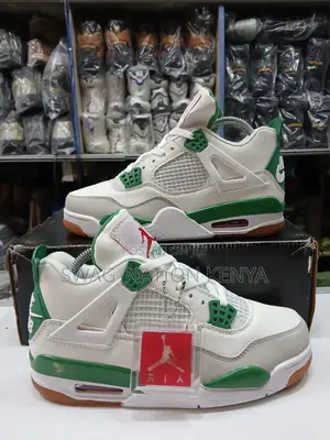 Jordan 4 Sneakers