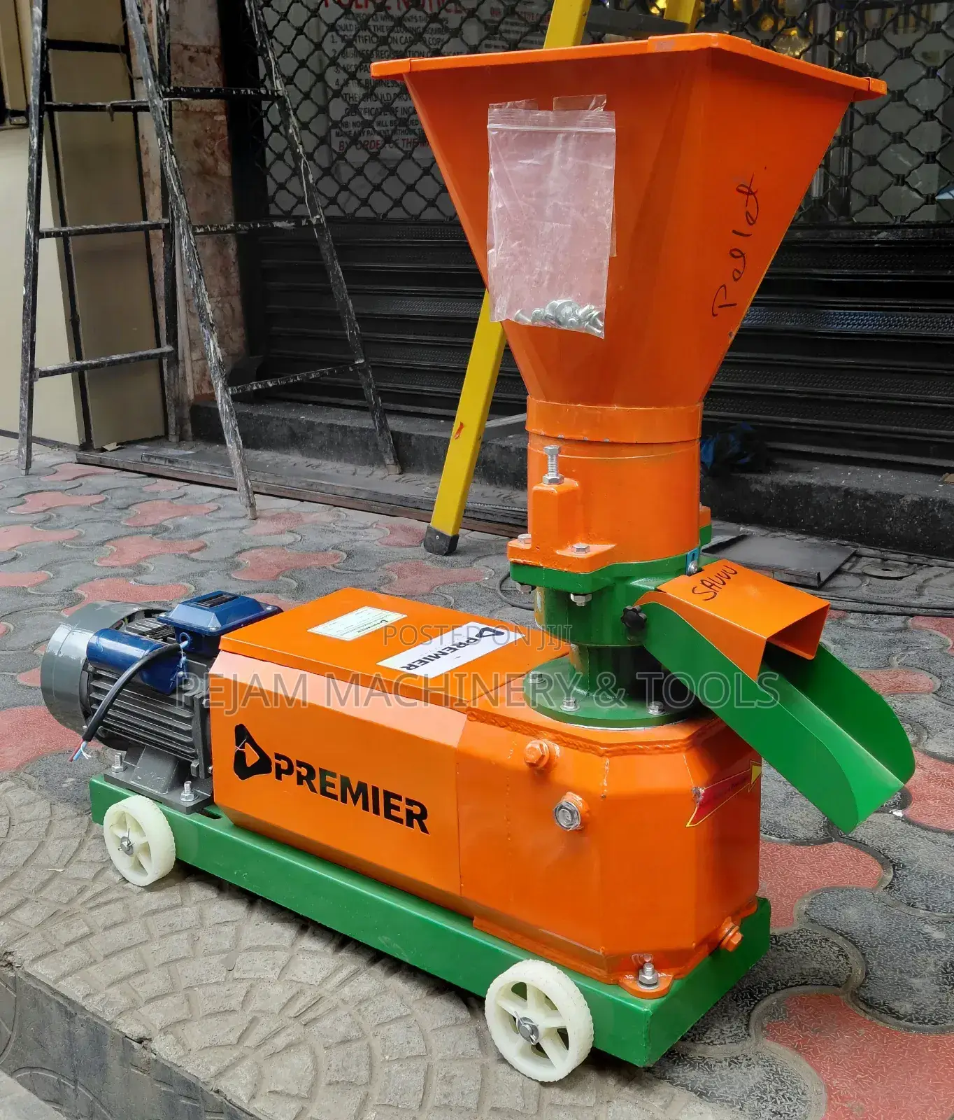 Premier Feed Pelletizer Machine With 7.5hp Motor 200kg/Hr