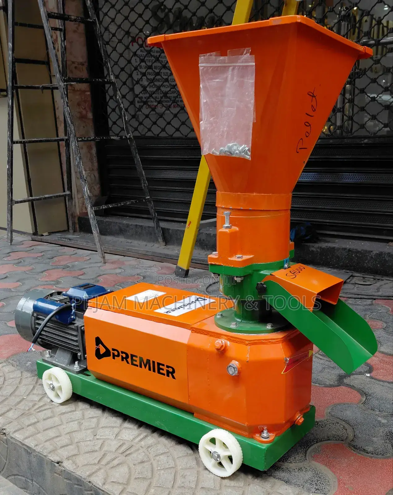 Premier Feed Pelletizer Machine With 7.5hp Motor 200kg/Hr