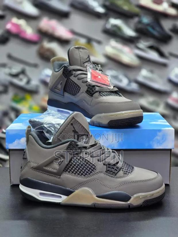 Jordan 4 Sneakers - thumbnail 2