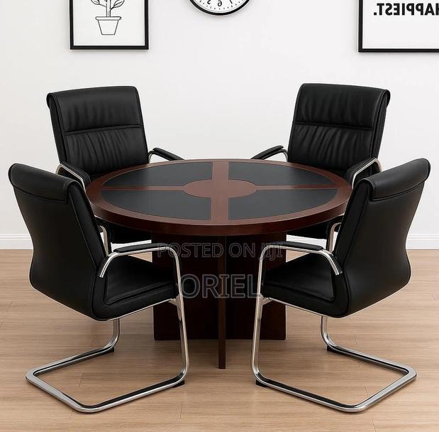 Modern Boardroom Table : 4-Seater Executive Meeting Table - thumbnail 11