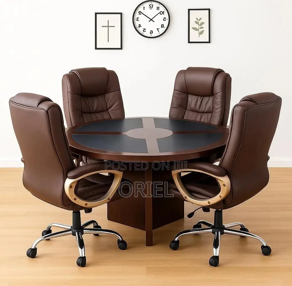 Modern Boardroom Table : 4-Seater Executive Meeting Table