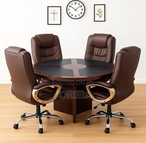Modern Boardroom Table : 4-Seater Executive Meeting Table - thumbnail 12