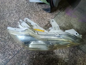 Premio 260 Headlights