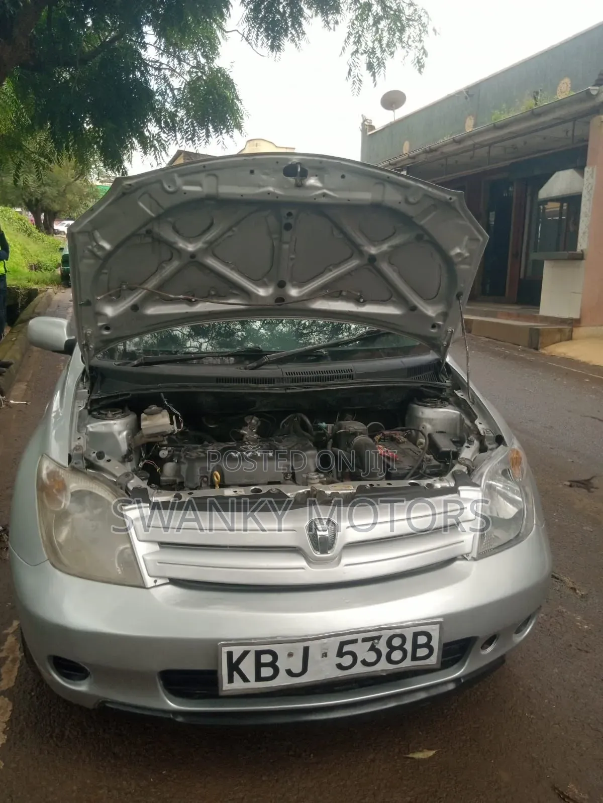 Toyota IST 2003 Silver