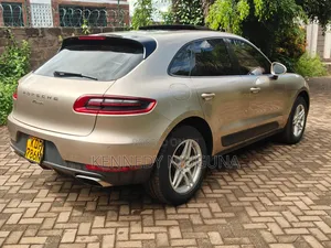 Porsche Macan Base 2017 Beige