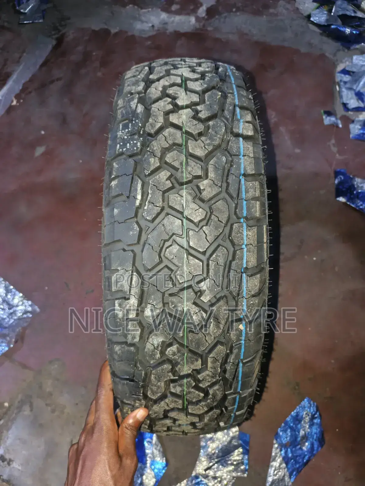 185/70r14 Comforser a/T