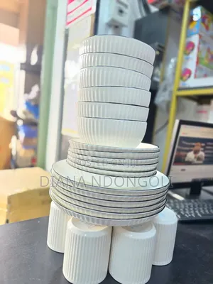 *24pcs Japanese Dinner Set on Offer at 2900*