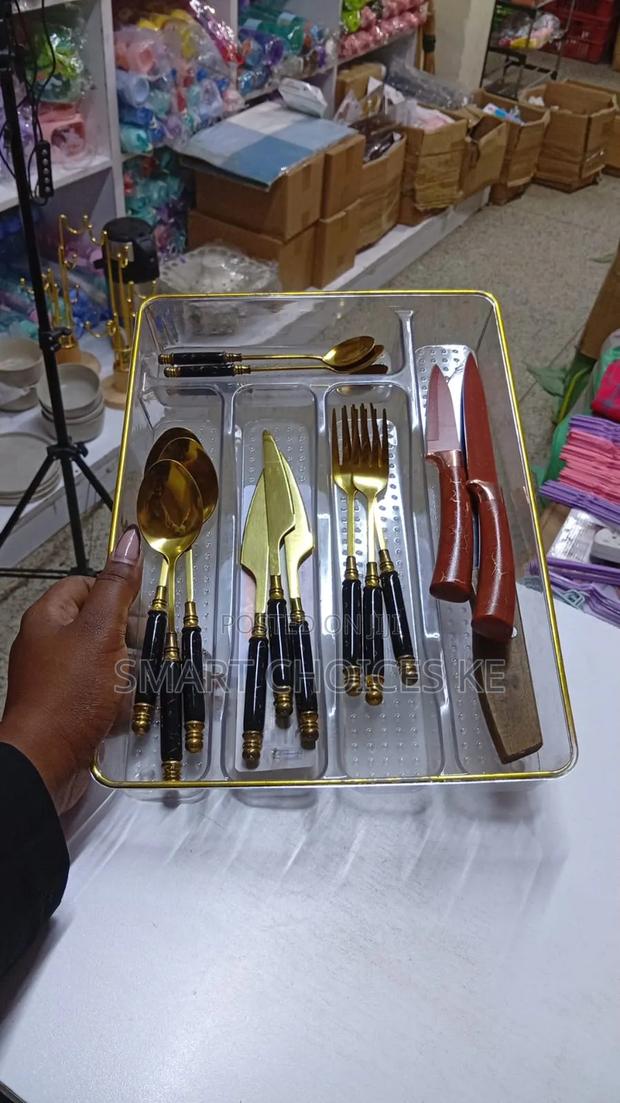 Acrylic Cutlery Organiser - thumbnail 2