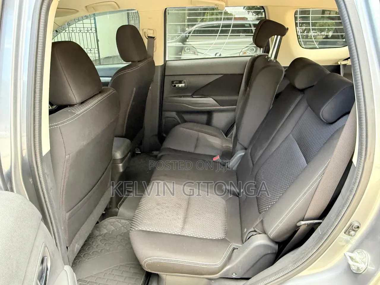 Mitsubishi Outlander 2016 Gray