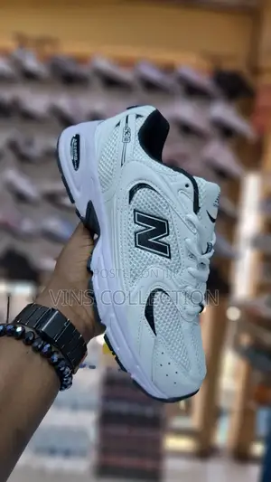 New Balance 530 Black and White