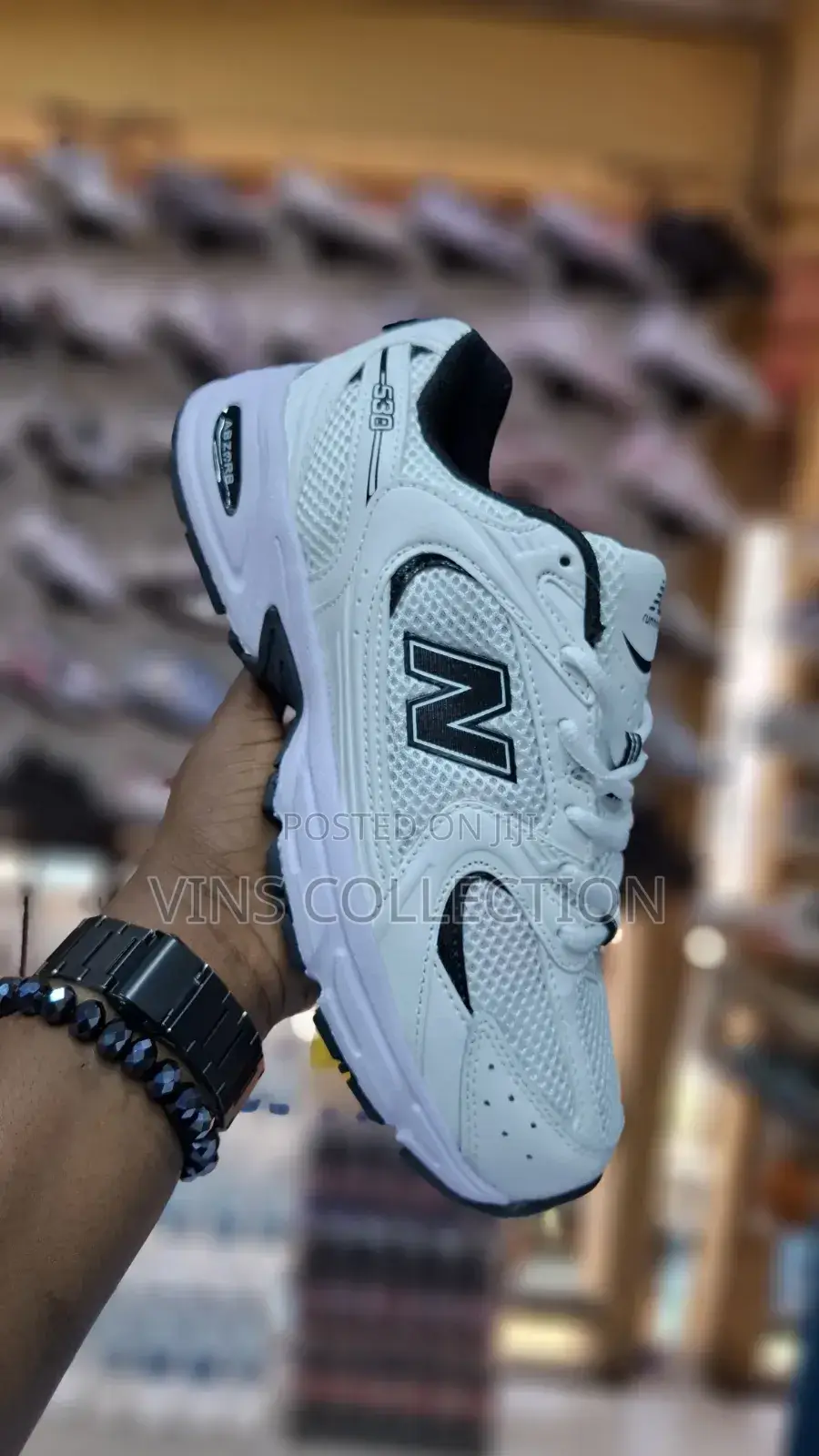 New Balance 530 Black and White