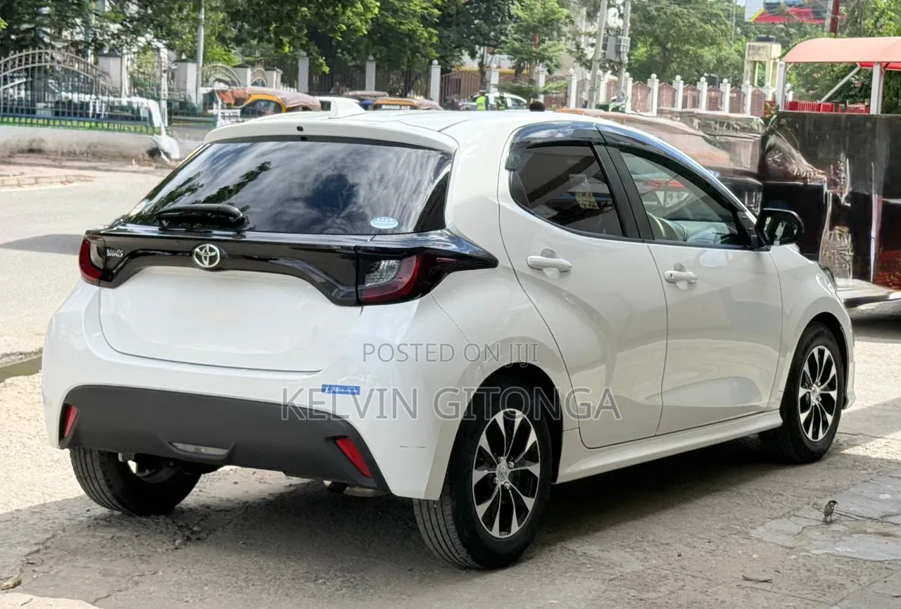 Toyota Yaris 2018 White