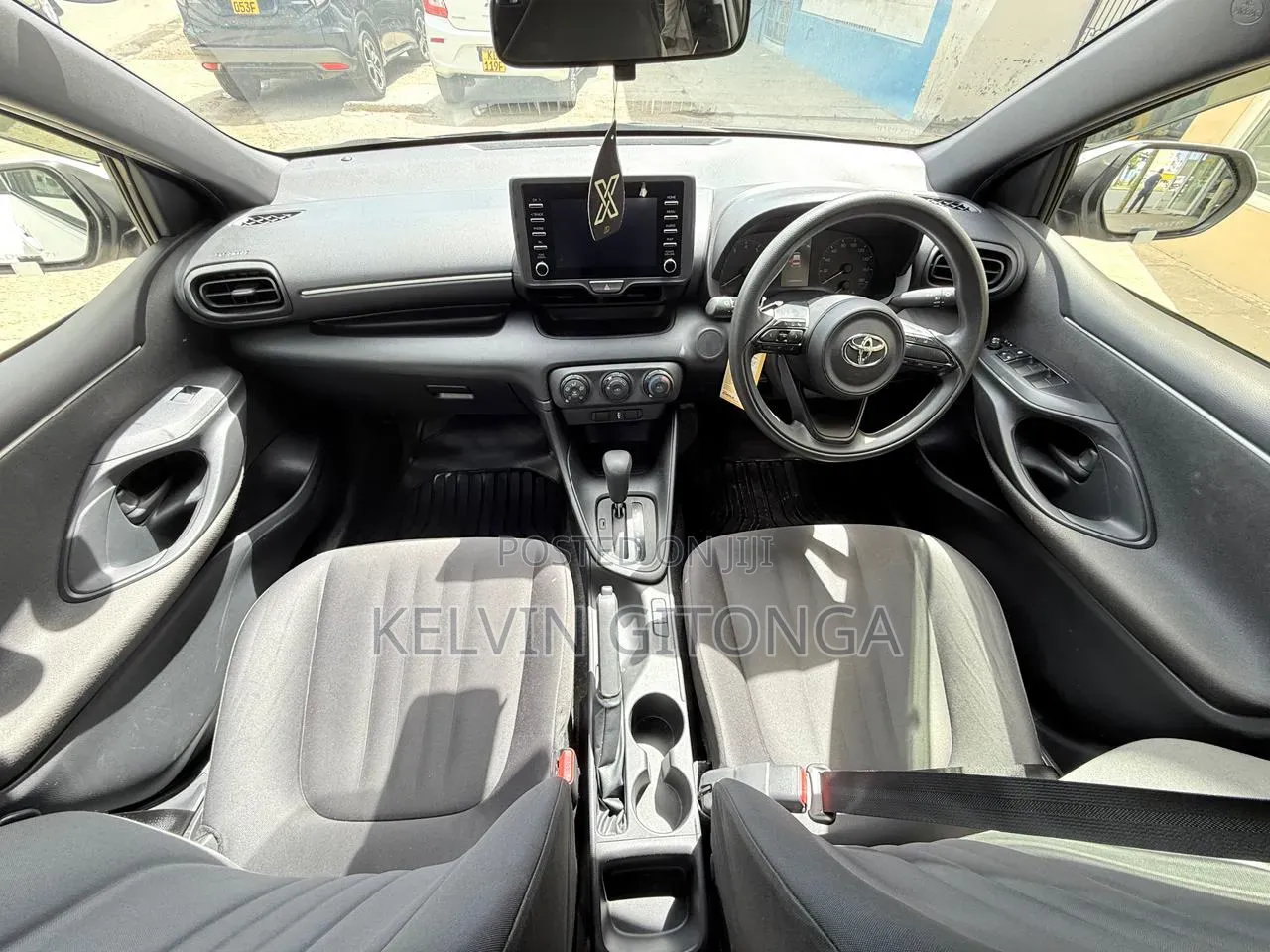 Toyota Yaris 2018 White