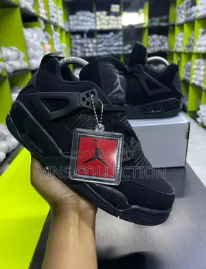 Jordan 4 Black