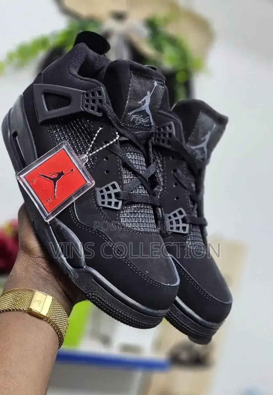 Jordan 4 Black