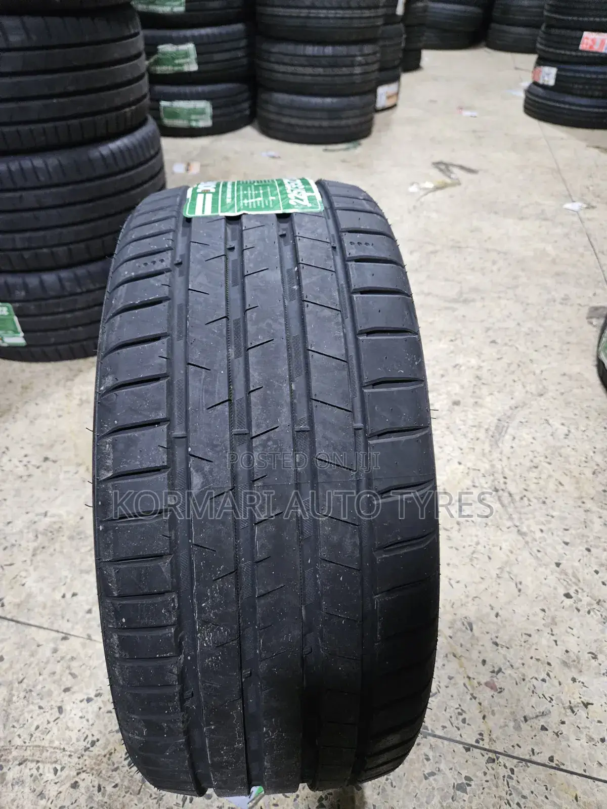 225/35r18 Dovroad Quality and Trusted Tyre