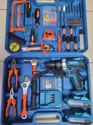 118 Piece Makita Cordless Drill Set/Makita Drill Set 118 Piece