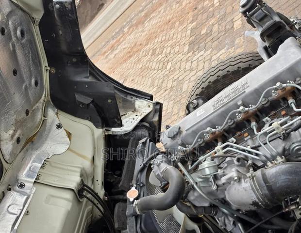 Isuzu NKR Local - thumbnail 9