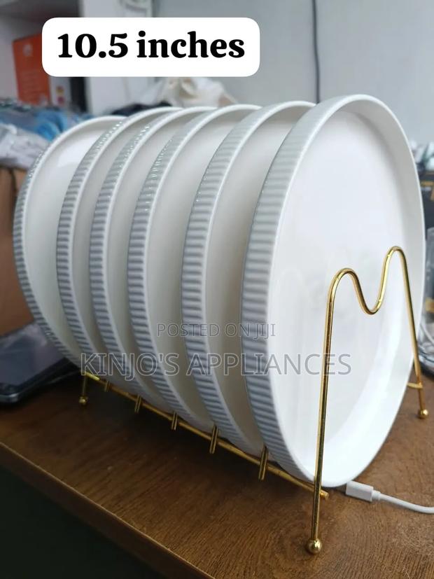 6pcs White Ribbed Plates 10.5inches