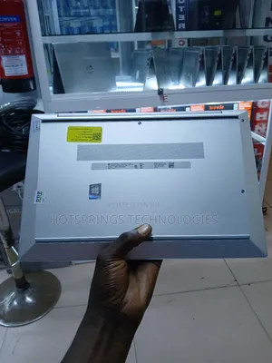 Laptop HP EliteBook 845 G8 16GB AMD Ryzen 5 SSD 256GB