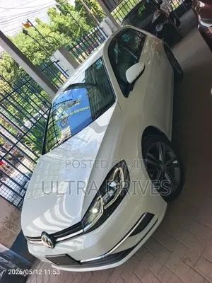 Volkswagen Golf 2019 White