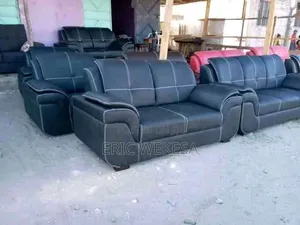 Black Sofa 5 Seaters
