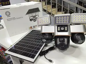 Simcard Solar Powered 4g Simcard Triple Lens Solar Floodlight Camera