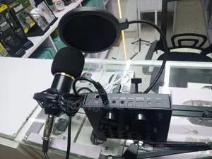 Professional Bm-800 Condenser Mic Podcast Recording Kit