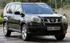 Nissan X-Trail 2.0 Petrol XE 2012 Black