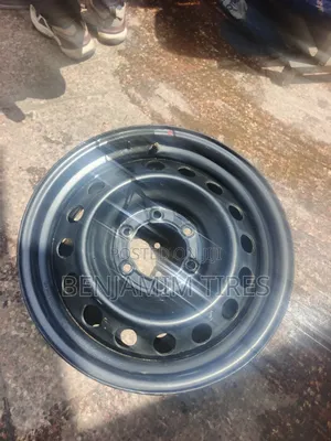 Steel Rim Size 17 Inch 6 Holes for Landcruiser Prado.