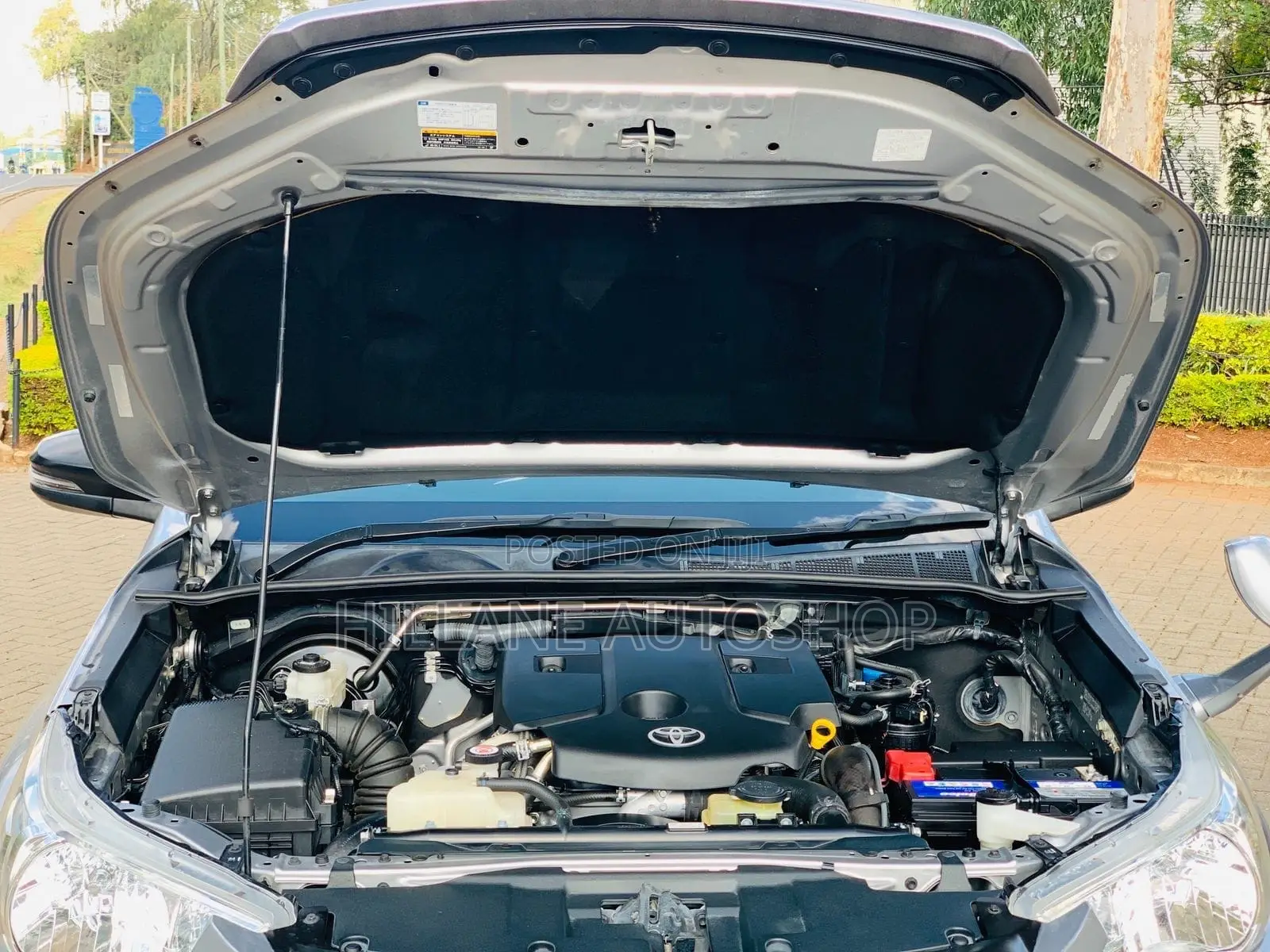 Toyota Hilux 2019 Silver