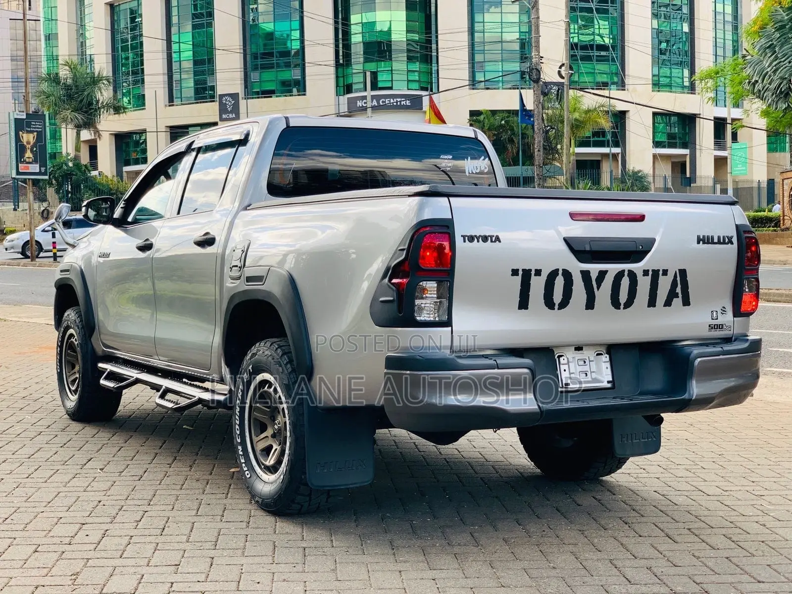 Toyota Hilux 2019 Silver