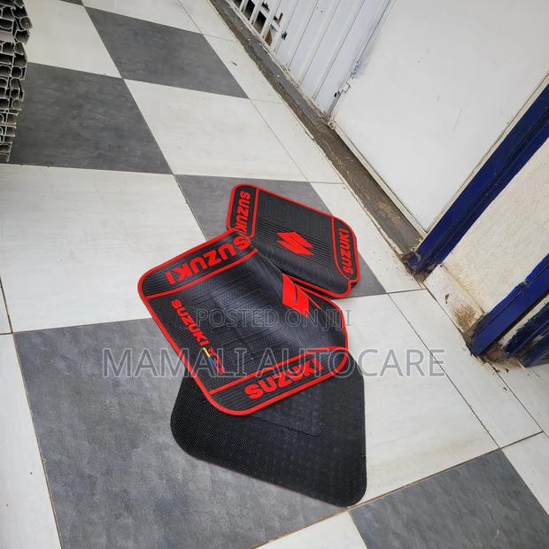 Suzuki Branded Car Floor Mats 5pcs Set