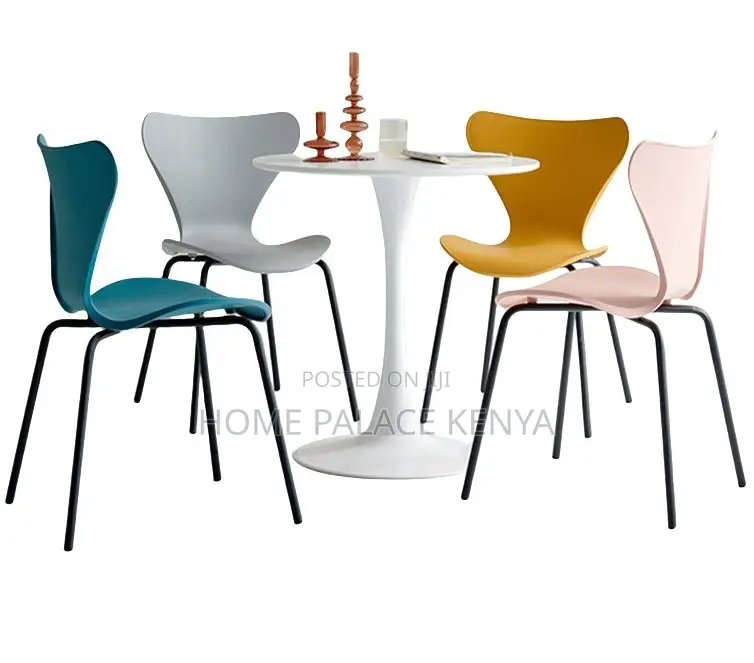 Dining Table: Round Wooden Dining Table Tulip Design